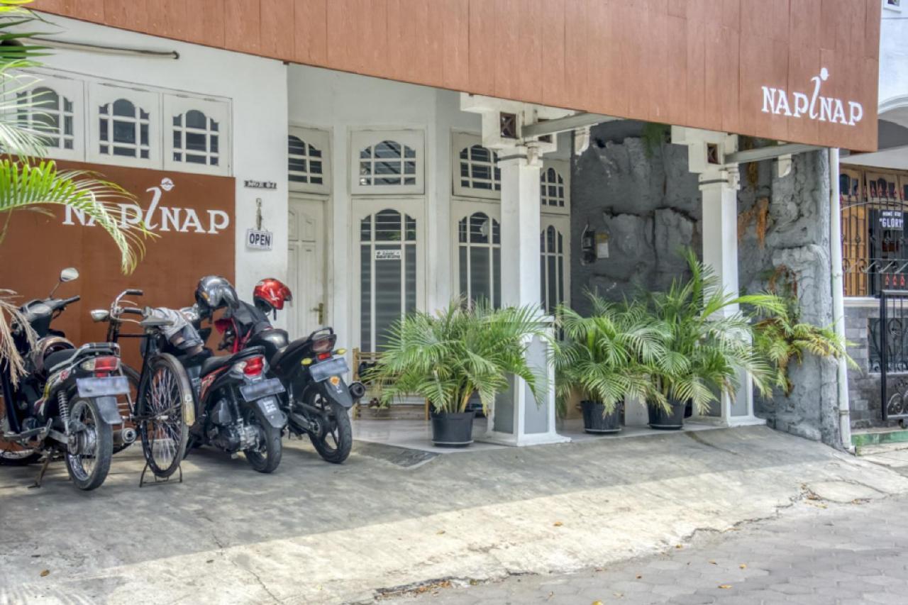 Reddoorz Hostel Near Prawirotaman Jogja 日惹 外观 照片